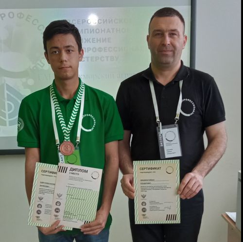 Кәрим Хәйруллин осталык чемпионатының төбәк этабында җиңү яулады (фото)