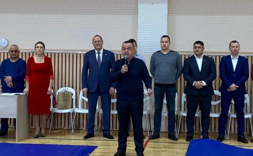 Салавычта Алмаз Нотфуллин истәлегенә укучы малайлар арасында татарча көрәш ярышлары уза (фото)