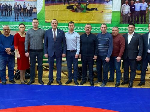 Алмаз туган авылына «кайтты» яки  көрәш ярышы ниләр белән истә калды? (+фото)