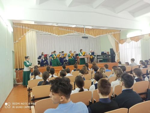 Балтач мәктәбенә оркестр килгән? (+фото)