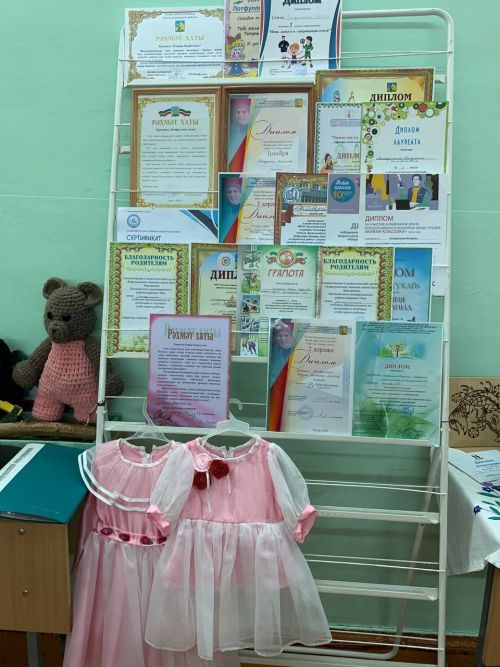 Балтач мәктәбендә узган «Гаилә бәйрәме”ндә күркәм гаиләләрне барладылар (фото, видео)
