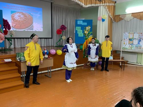 Балтач мәктәбендә узган «Гаилә бәйрәме”ндә күркәм гаиләләрне барладылар (фото, видео)