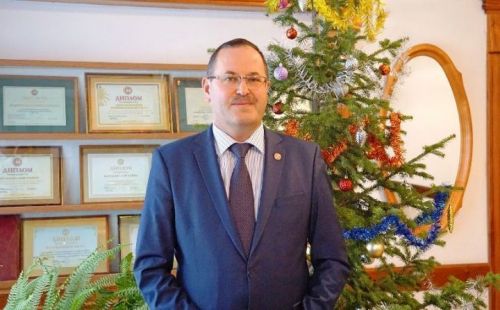 Раштуа бәйрәме белән!