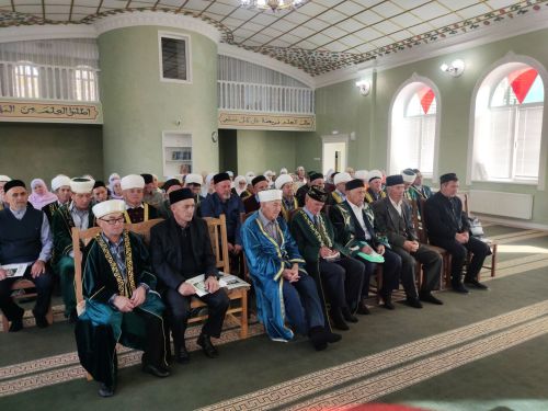 Бүген район үзәк мәчетендә имамнар җыелышы узды (фото)