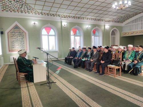 Бүген район үзәк мәчетендә имамнар җыелышы узды (фото)