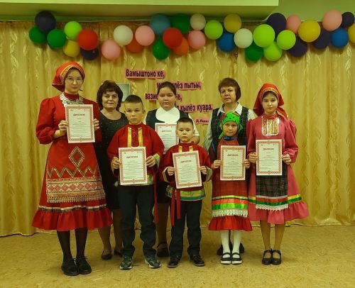 Одӥг нуналэ но одӥг интыын кык удмурт ужрад ортчиз