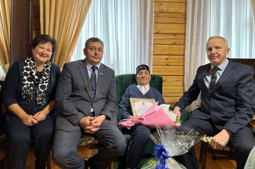 Миңгариф  Йосыпов 90 яшьлек гомер бәйрәмен билгеләп узды (фото)