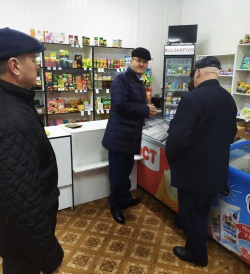 Шода авылында халык көтеп алган кибет быел төзекләндергәннән соң ишекләрен ачты (фото)