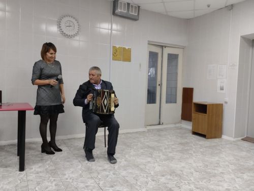 «Наз»ны кемнәр милли моңнарга күмгән? (фото, видео)