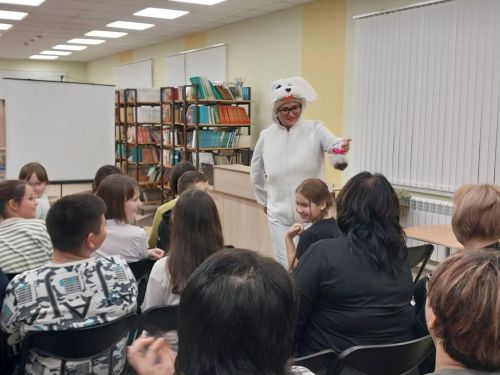 Балтач Үзәк балалар китапханәсендә «Дөнья әнидән башлана» дигән чара үткәрелде (фото)
