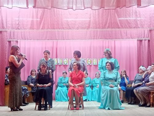 Ор, Шеңшеңәр, Нөнәгәр авылының киленнәре, кайнаналары матур чарада катнашкан (фото)