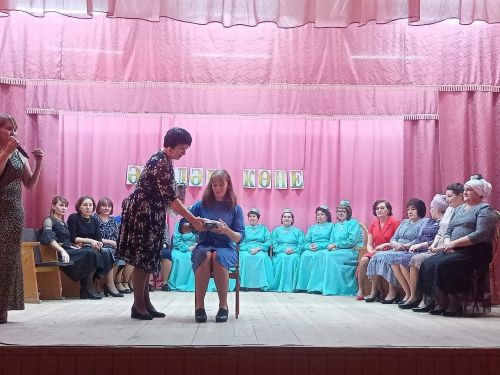Ор, Шеңшеңәр, Нөнәгәр авылының киленнәре, кайнаналары матур чарада катнашкан (фото)