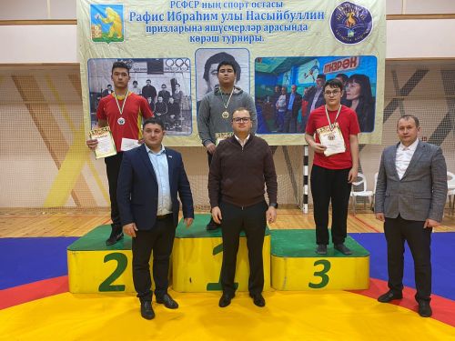 Салавыч пәһлеваны призына узган бәйге җиңүчеләре быел да үзгәрешсез калды (фото)