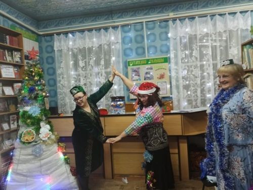 Шеңшеңәрдә «Маҗаралы Яңа ел» исеме астында күңелле тамаша үткән (фото)