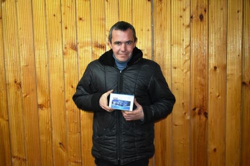 «Хезмәт» һәм «Азьлане» газеталарына язылучылар арасында «Кыш бабайдан бүләк» уйнатты (видео, фото)