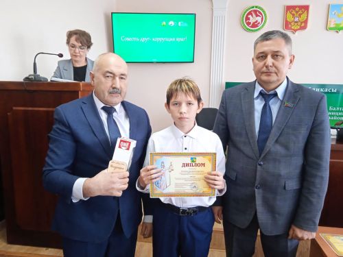Балтачта республикакүләм иншалар конкурсының муниципаль этабында җиңүчеләрен бүләкләделәр (фото)