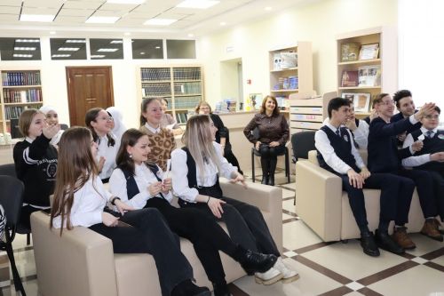 Гимназия укучылары көйләрне таныймы? (фото)