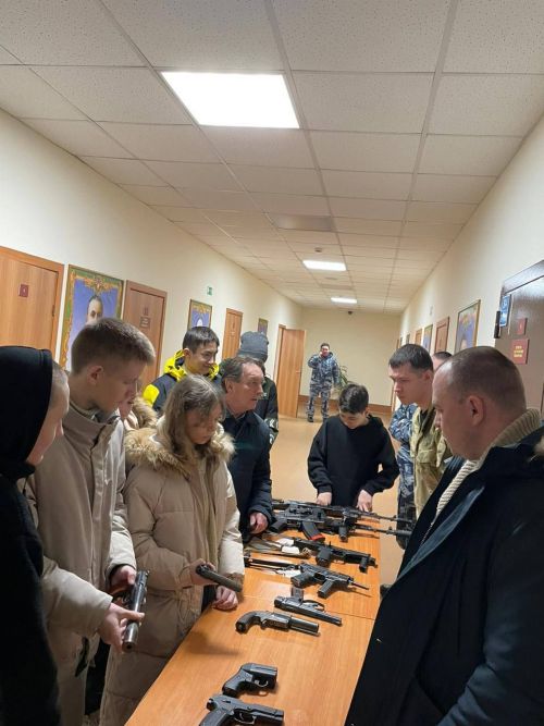 Балтач мәктәбенең “Яшьармия”челәре Казанга ни өчен барган? (фото)