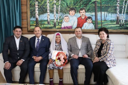 Сынауларга бирешмәгән Нина Михайловна (фото)