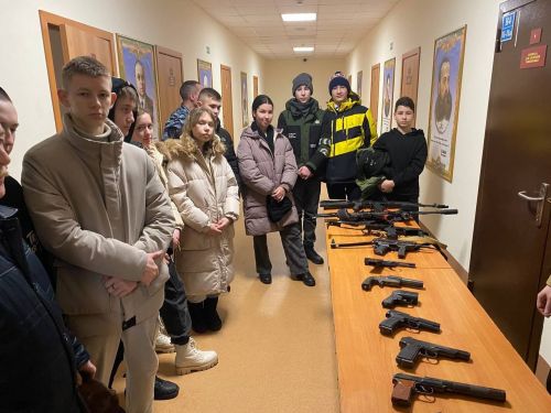 Балтач мәктәбенең “Яшьармия”челәре Казанга ни өчен барган? (фото)