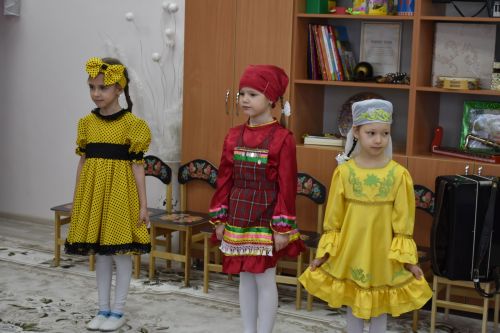Балтач сабыйлары кунаклар кабул итте (бик күп фото)