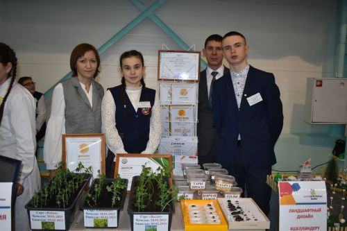 Марат Әхмәтов: «Укучыларның хезмәте бәяләнергә тиеш»