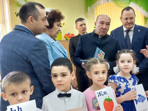 Балтач сабыйлары кунаклар кабул итте (бик күп фото)