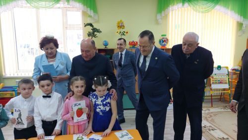Балтач сабыйлары кунаклар кабул итте (бик күп фото)