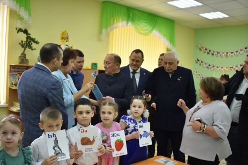 Балтач сабыйлары кунаклар кабул итте (бик күп фото)