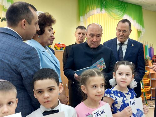 Балтач сабыйлары кунаклар кабул итте (бик күп фото)