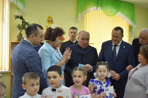 Балтач сабыйлары кунаклар кабул итте (бик күп фото)