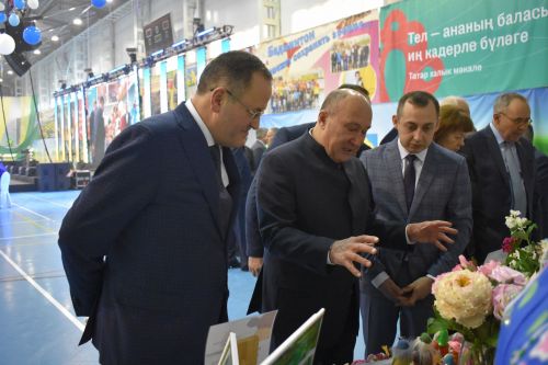 Марат Әхмәтов: «Укучыларның хезмәте бәяләнергә тиеш»