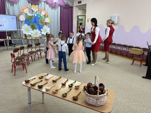 Балтач тәрбиячеләре тәҗрибәләре белән уртаклаштылар (фото)
