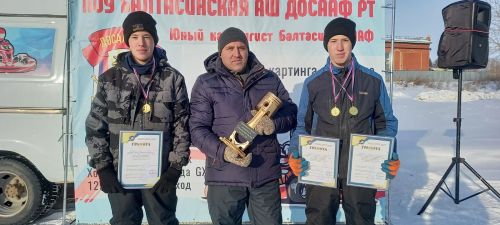 Кышкы тимер атлар ярышы (+ фоторепортаж)