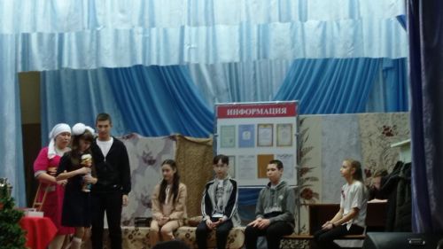 Айзиләнең пьесасын әтисе укыгын мәктәптә сәхнәләштергәннәр (фото)