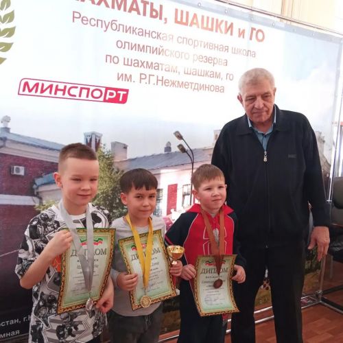 Динар Закиров  Чемпион булды!