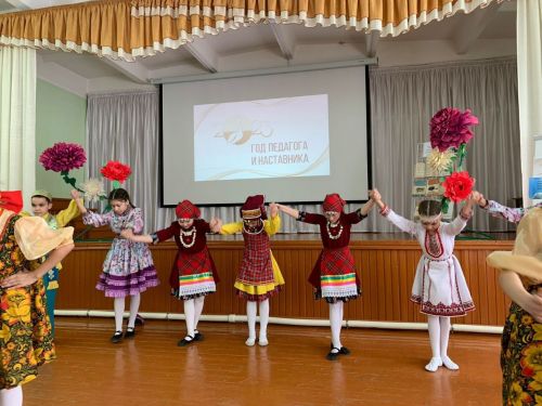 Балтач урта мәктәбендә “Укытучылар һәм остазлар елы” рәсми рәвештә ачылды (фото)
