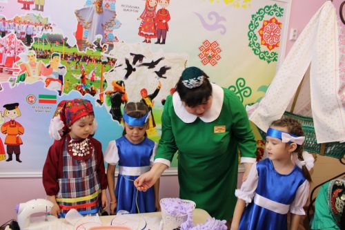 Карадуган балалар бакчасында узган  республика семинарыннан фоторепортаж