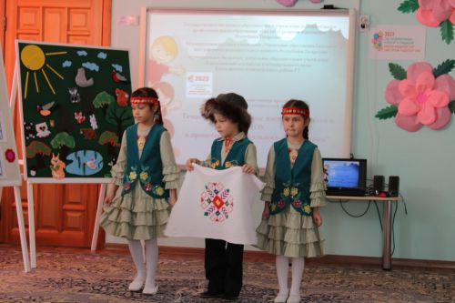 Карадуган балалар бакчасында узган  республика семинарыннан фоторепортаж