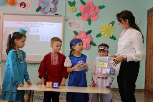 Карадуган балалар бакчасында узган  республика семинарыннан фоторепортаж