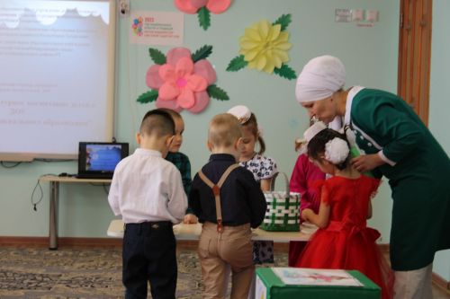 Карадуган балалар бакчасында узган  республика семинарыннан фоторепортаж