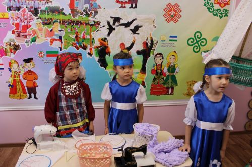 Карадуган балалар бакчасында узган  республика семинарыннан фоторепортаж