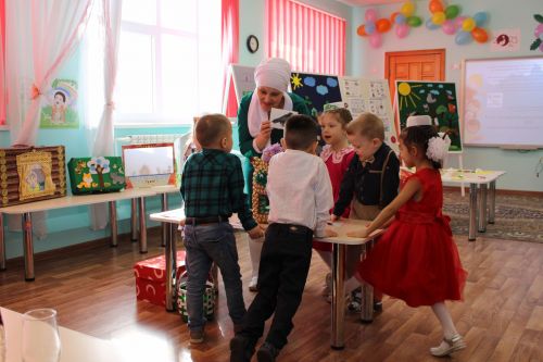 Карадуган балалар бакчасында узган  республика семинарыннан фоторепортаж