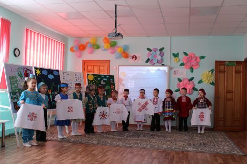 Карадуган балалар бакчасында узган  республика семинарыннан фоторепортаж