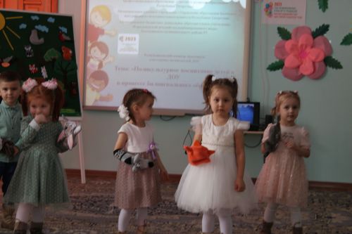 Карадуган балалар бакчасында узган  республика семинарыннан фоторепортаж