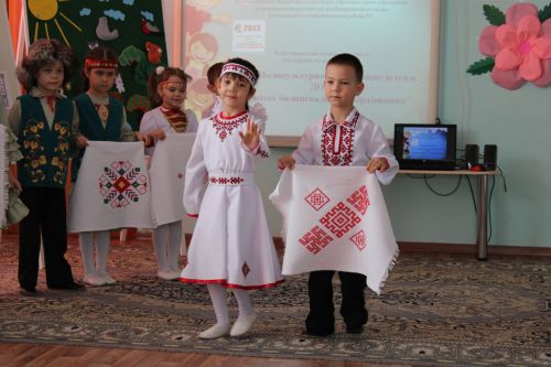 Карадуган балалар бакчасында узган  республика семинарыннан фоторепортаж