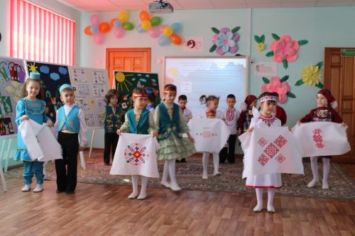 Карадуган балалар бакчасында узган  республика семинарыннан фоторепортаж