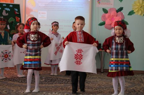 Карадуган балалар бакчасында узган  республика семинарыннан фоторепортаж