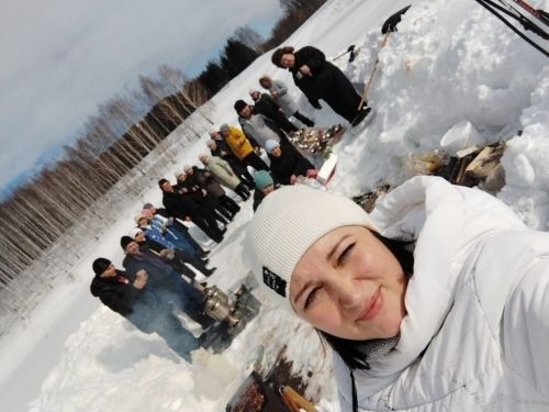 Куныр урта мәктәбе коллективы эшли дә ,куңелле итеп ял да итә белә ( +бик күп фото)