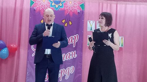 Шеңшеңәр мәдәният йортында «Дуслар җыелган җирдә» дигән традицион концерт оештырылды (+фото)